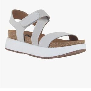 Women's Cream Sandals, dove gray color